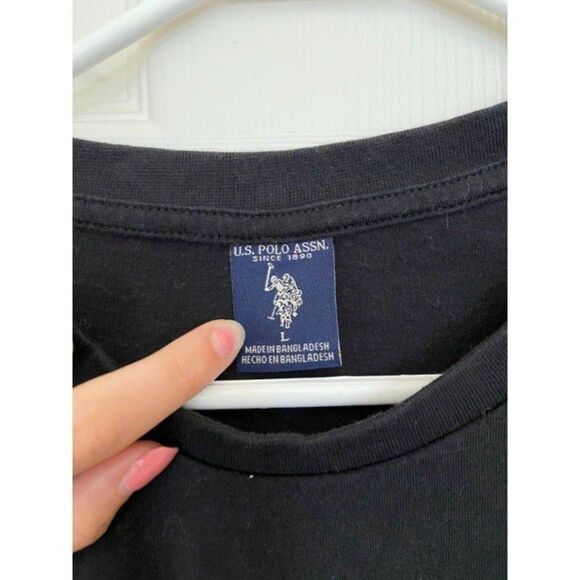 Men's U.S. Polo Assn Black Long-Sleeved Shirt (Large) - Picture 3 of 4